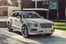 foto-bentayga-phev_03.jpg